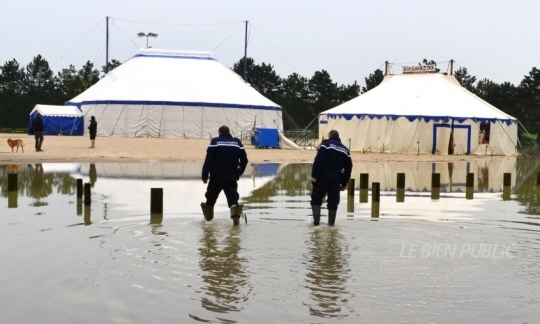 Chevigny-Saint-Sauveur le cirque encercle par les eaux